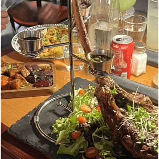Golden Tomahawk